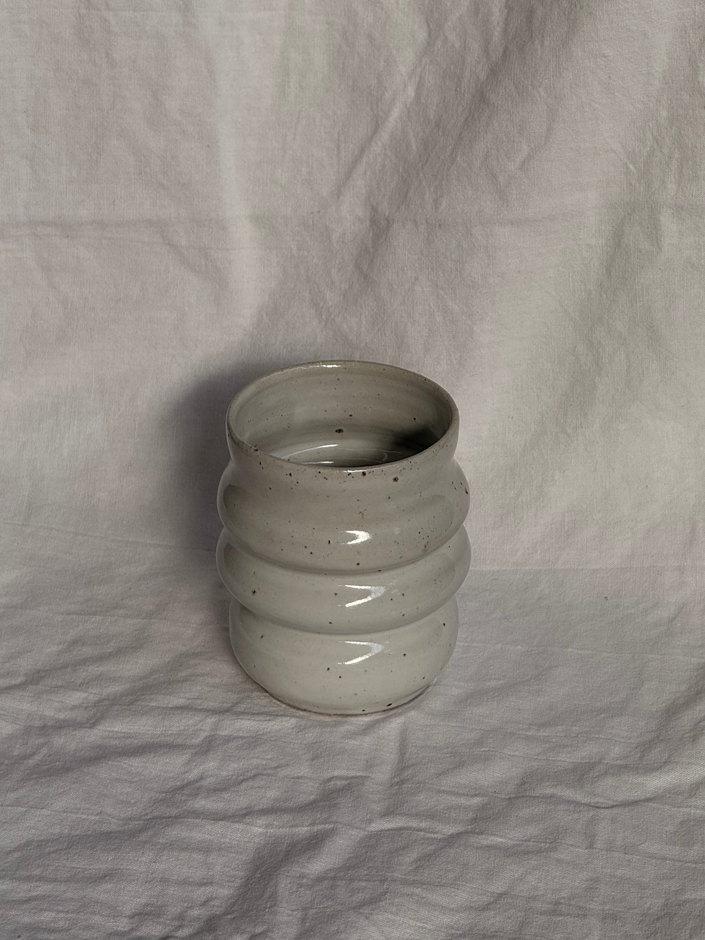 speckled white bubble mugs